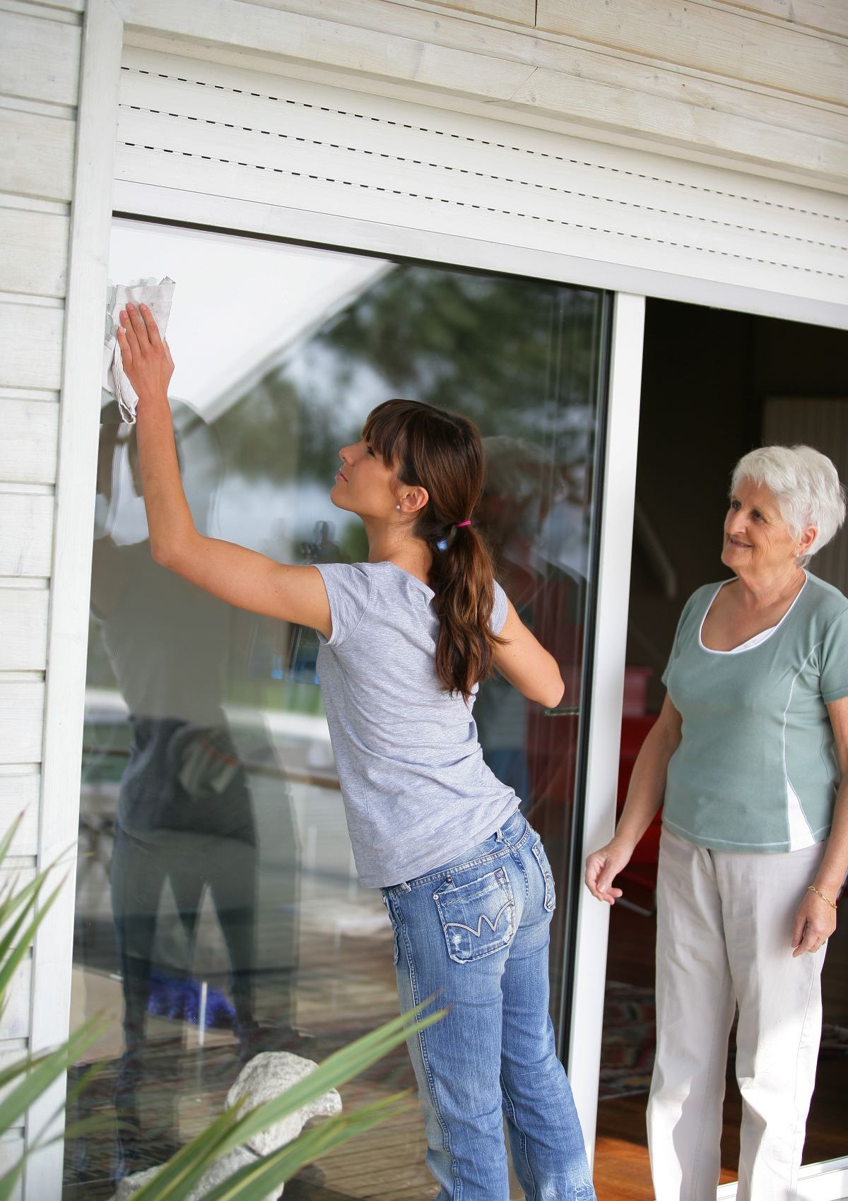 Aide au ménage senior val de marne bien etre chez vous